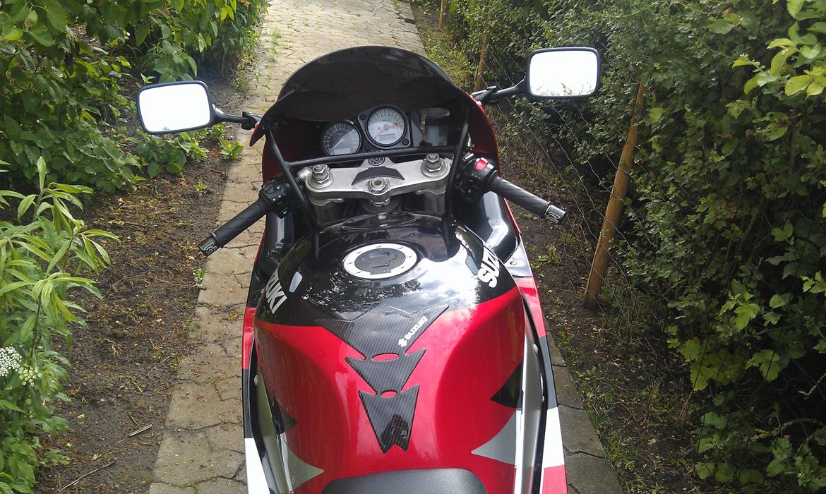Suzuki GSXR 750 SRAD billede 7