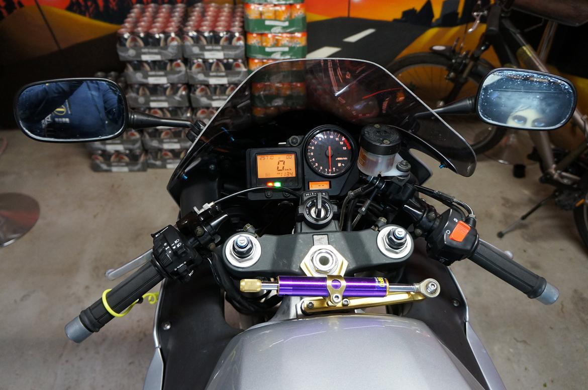 Honda CBR 929 RR billede 3