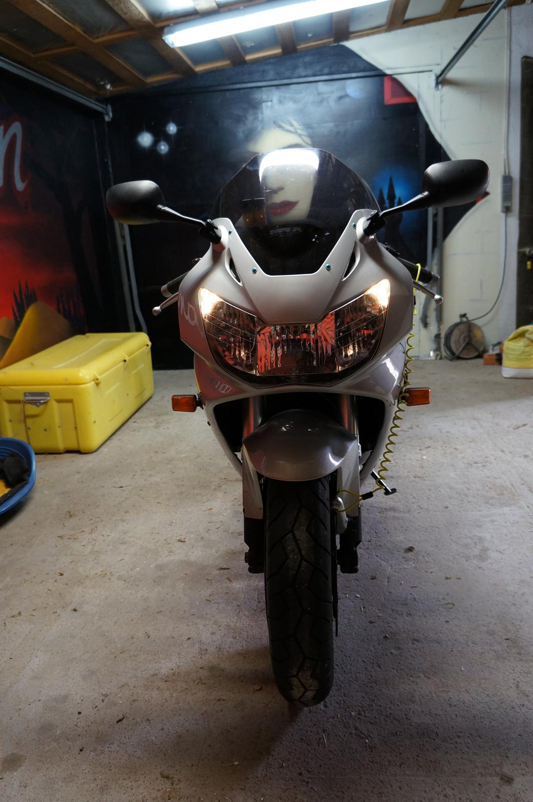 Honda CBR 929 RR billede 5