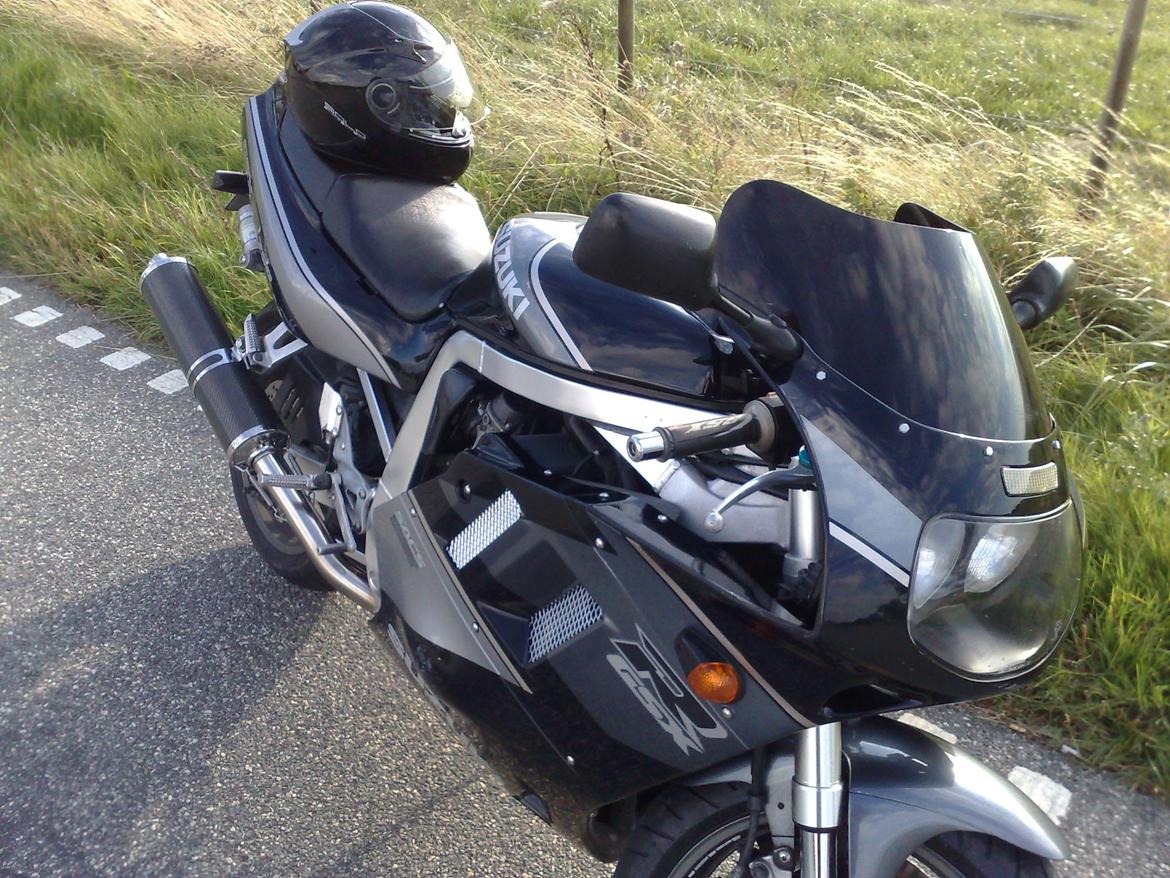 Suzuki GsxR 750 billede 2