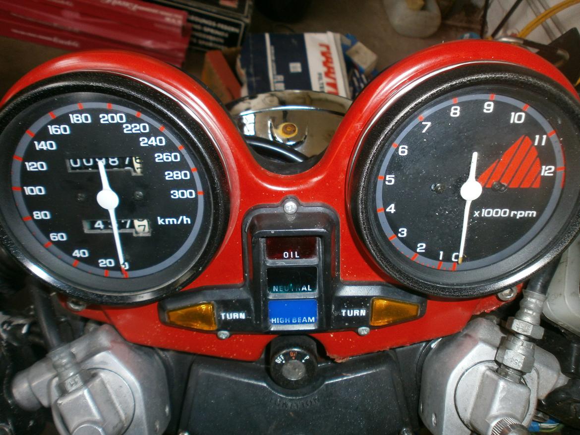 Honda 900 bol do´r - Nice .. modificerede ure ! . 900F ur, CBR 1000 skiver, og GS 550´er, nåle .. he he billede 11