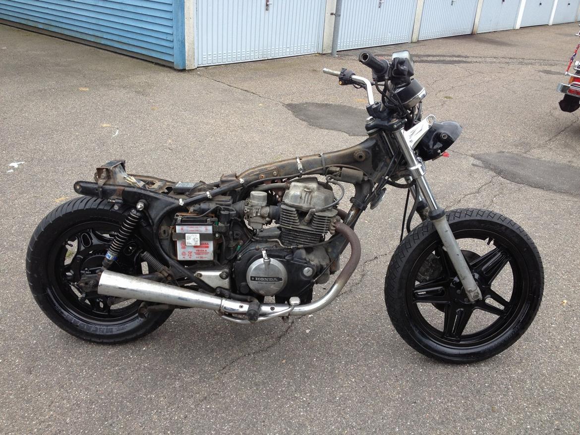 Honda CM 400 Custom billede 12