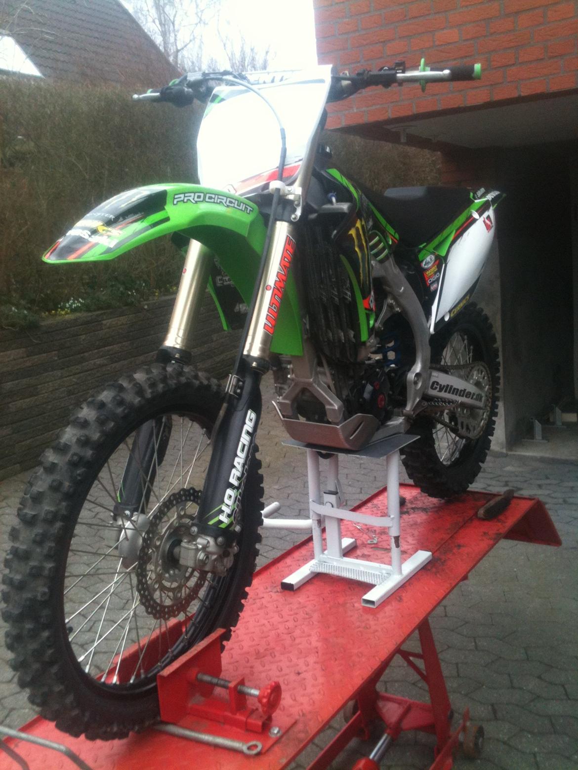 Kawasaki KXF 450 billede 11