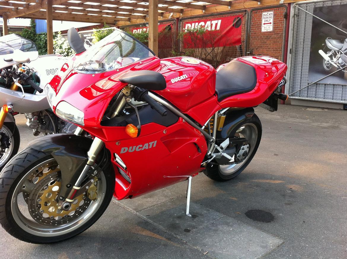Ducati 916 billede 2