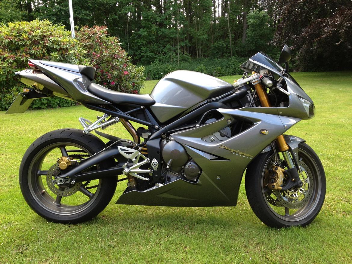 Triumph Daytona Triple 675 billede 9