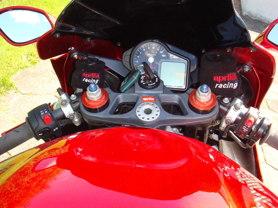 Aprilia RSV 1000R billede 19