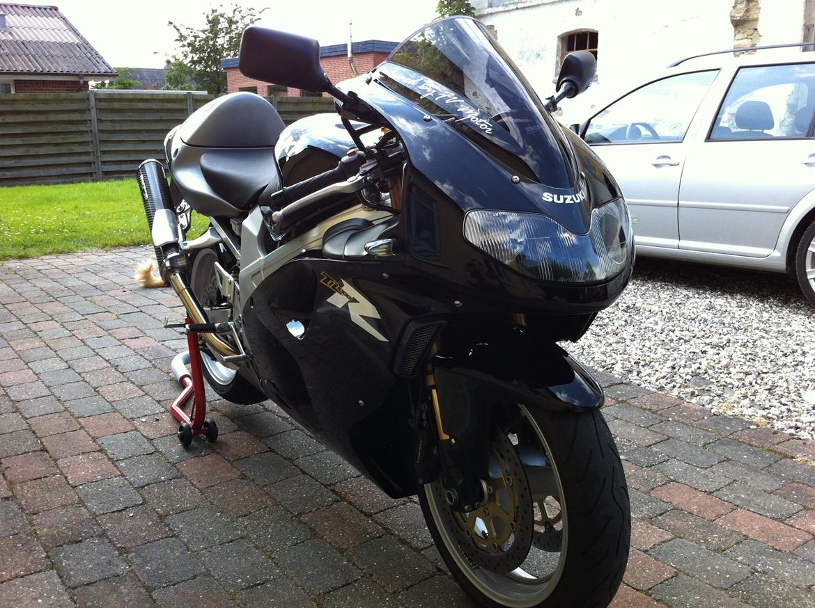 Suzuki TL1000R (Solgt) billede 5