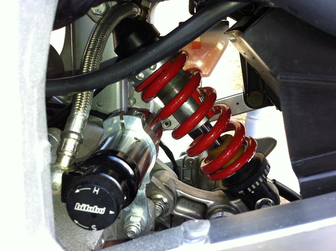 Suzuki TL1000R (Solgt) billede 6