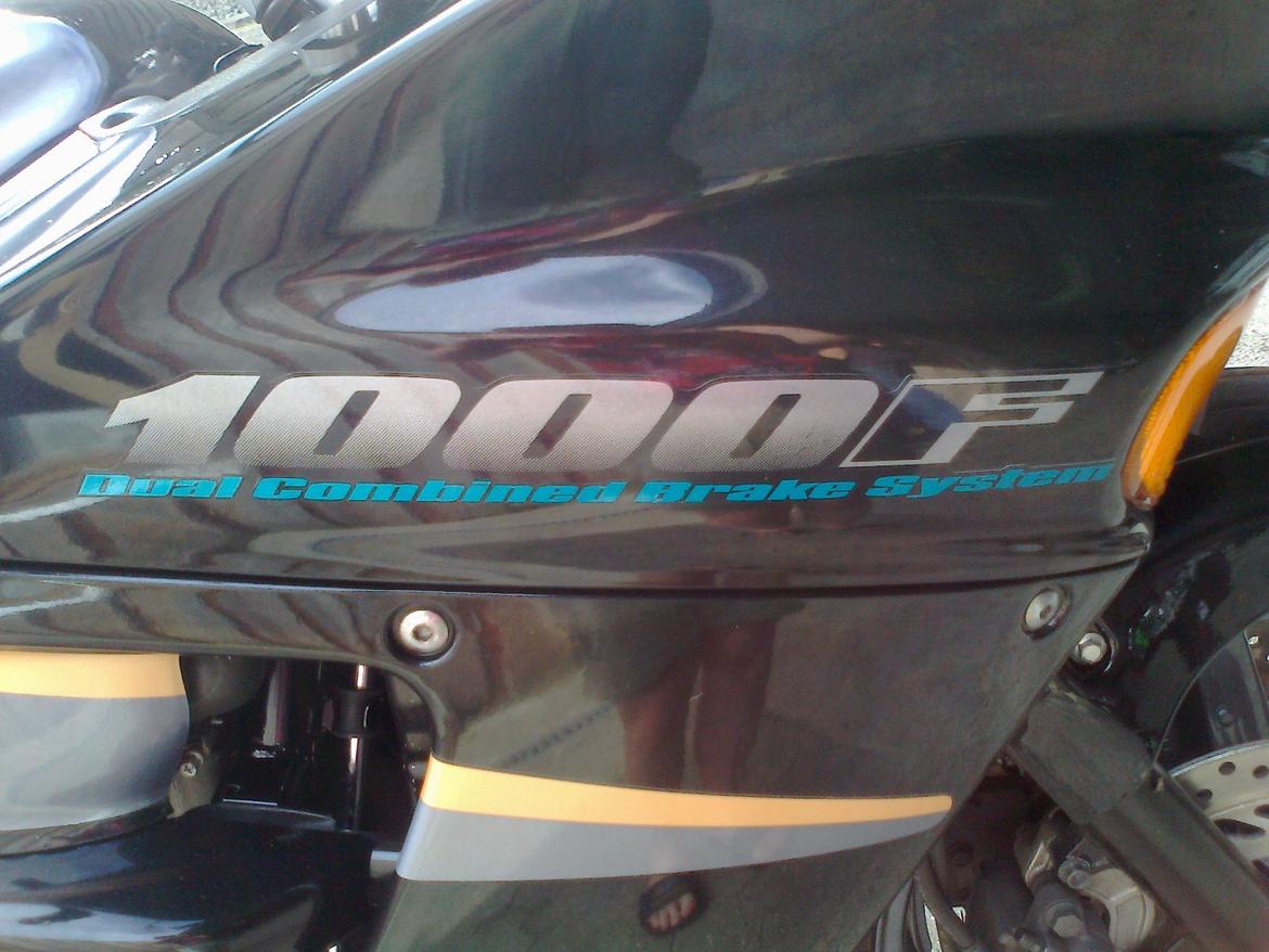 Honda CBR 1000F billede 2