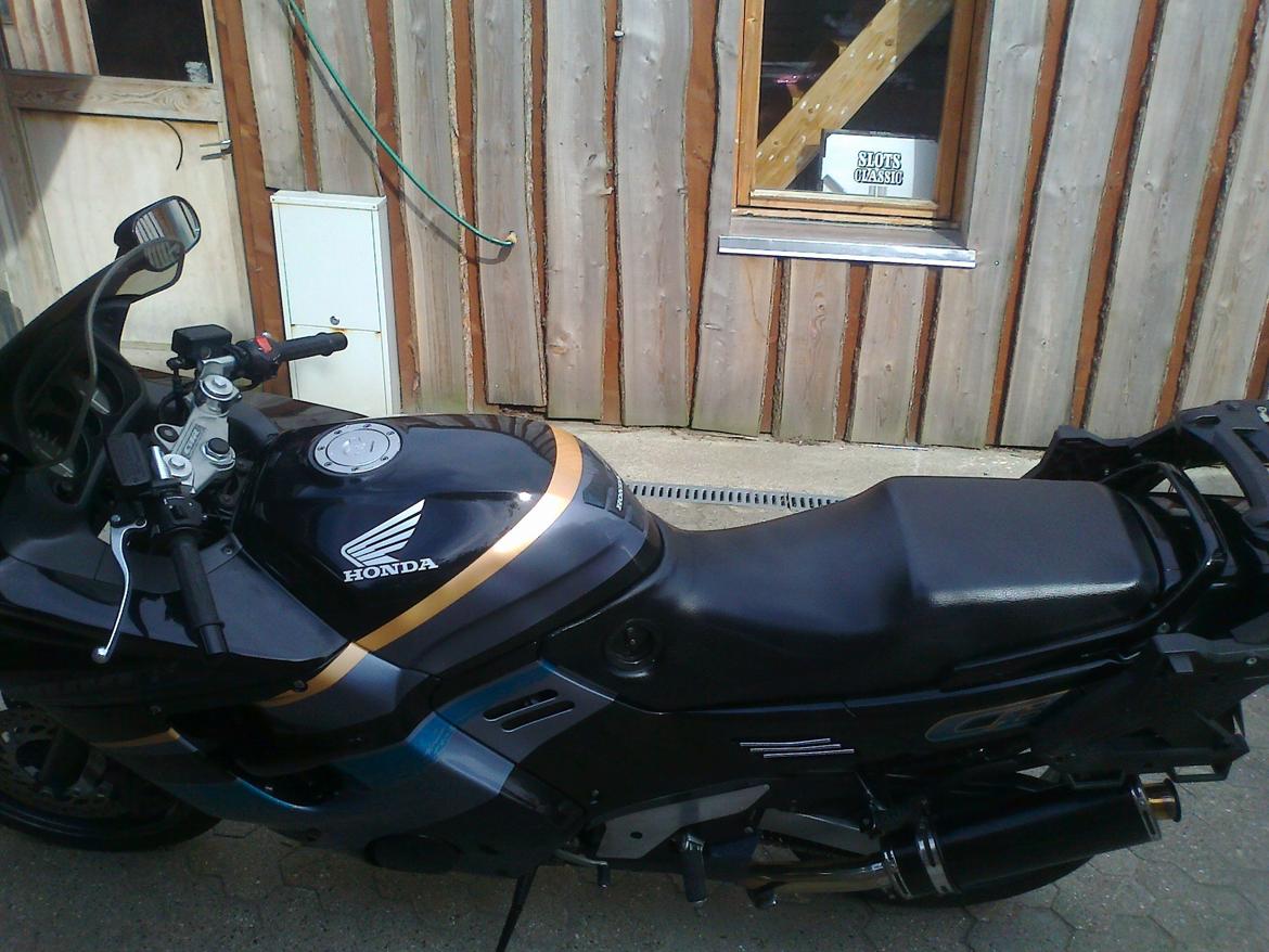 Honda CBR 1000F billede 4