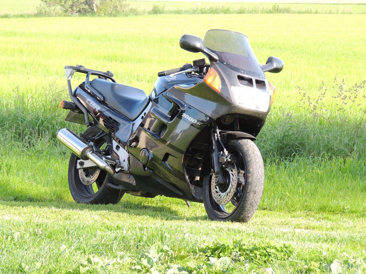 Honda cbr 1000 f billede 3