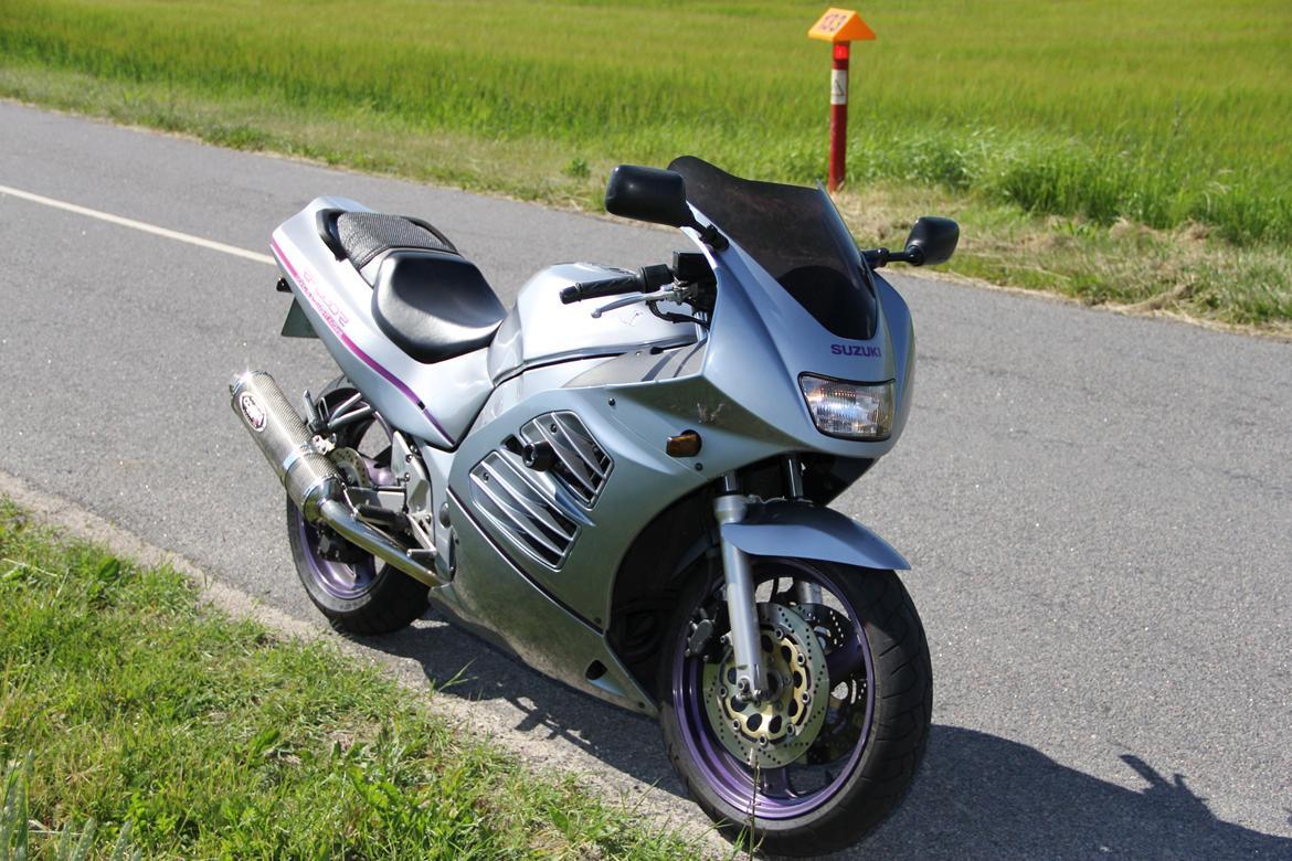 Suzuki RF-600R billede 7