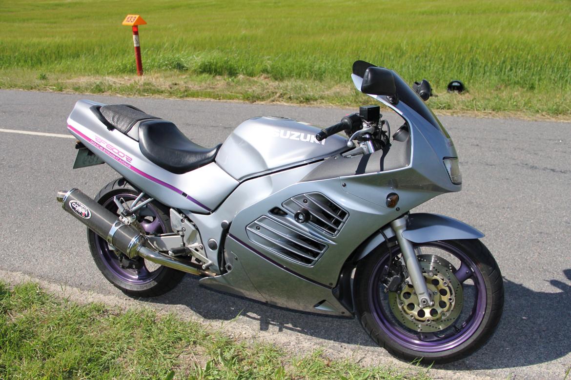 Suzuki RF-600R billede 8