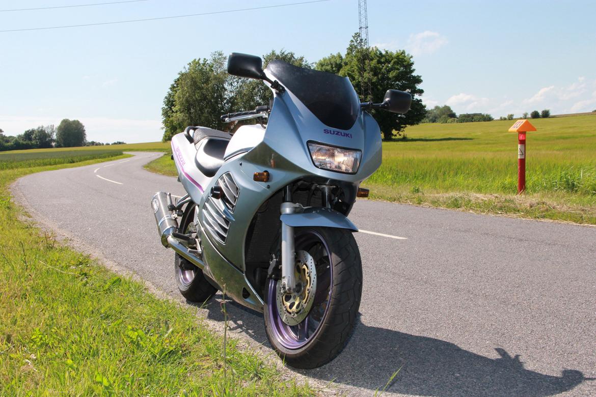 Suzuki RF-600R billede 9