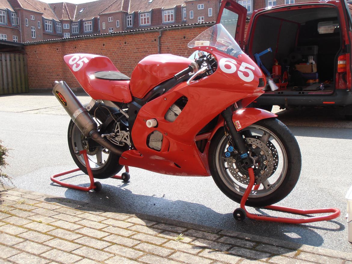 Yamaha YZF R6 billede 7