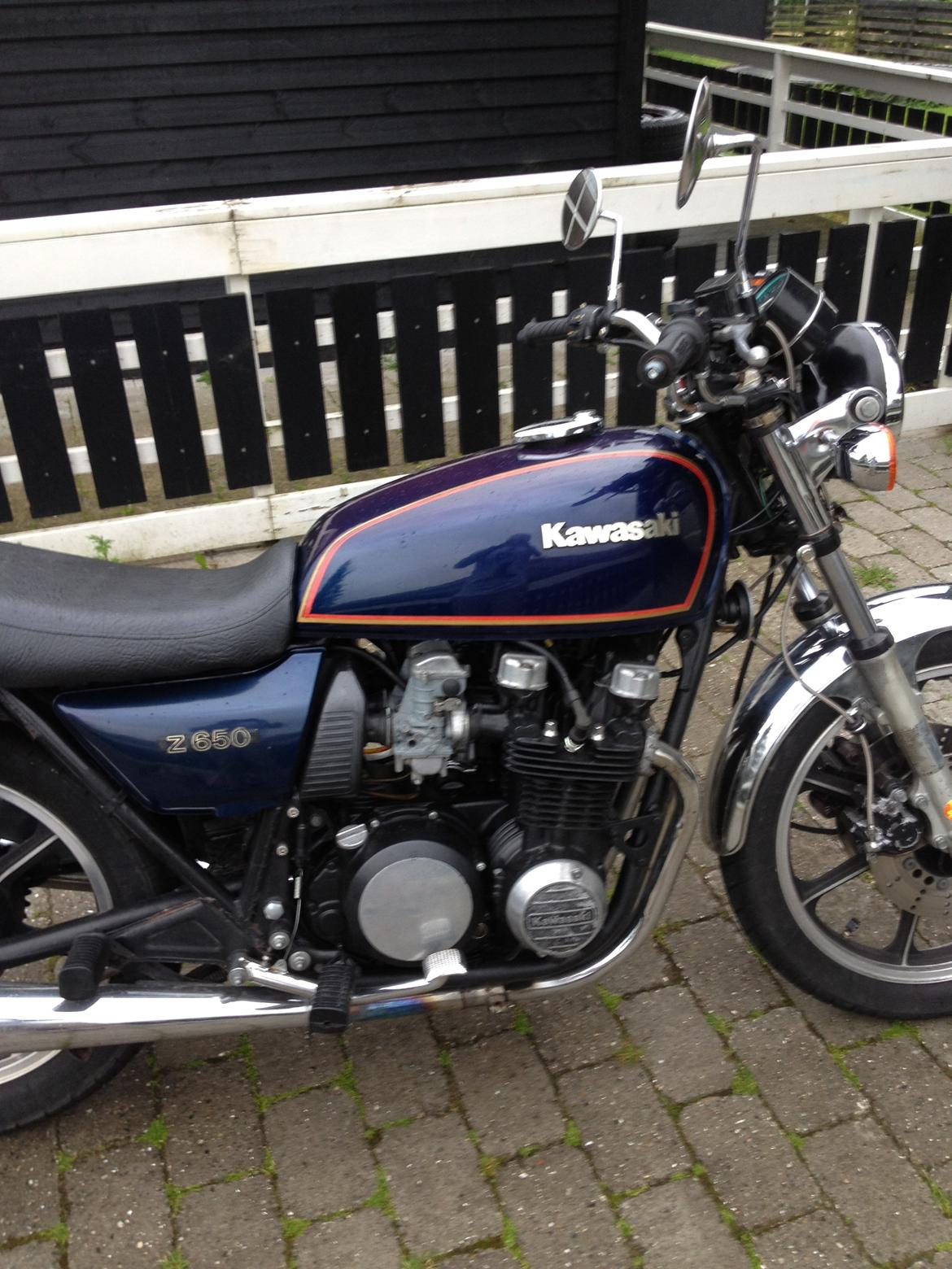 Kawasaki z 650 billede 3