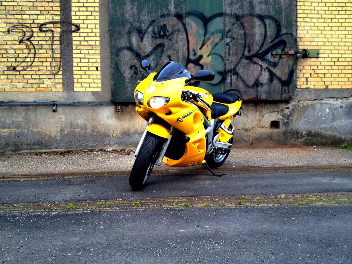 Suzuki SV 650S SOLGT billede 8