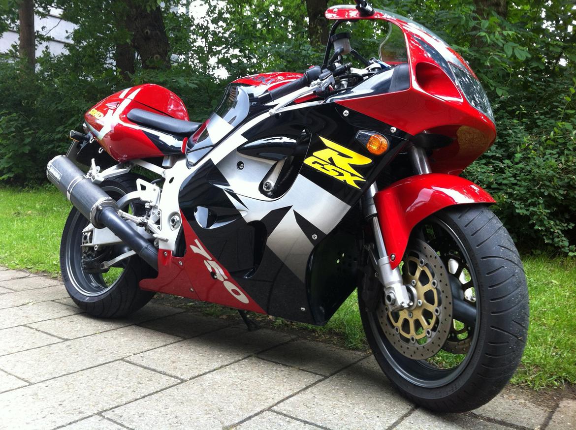 Suzuki GSX-R 750 SRAD billede 7