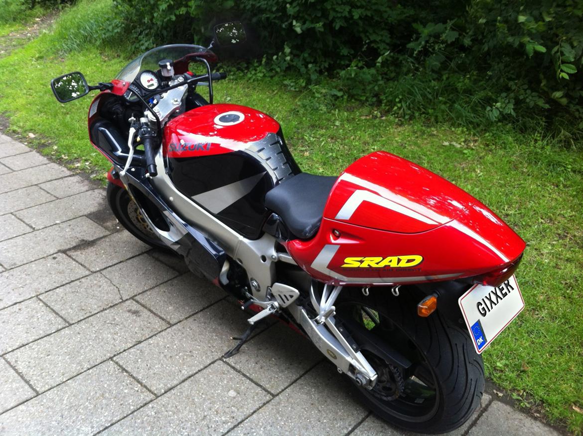 Suzuki GSX-R 750 SRAD billede 8