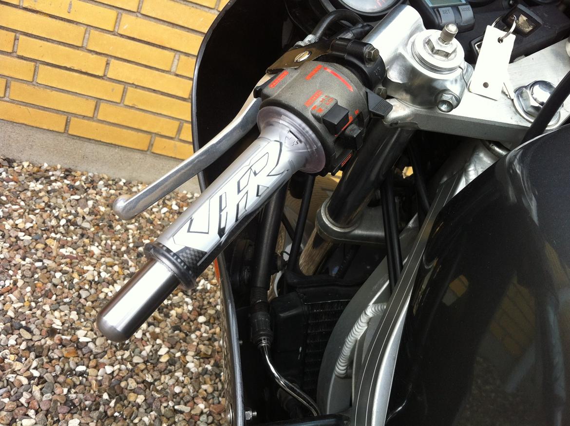 Honda VFR 400R NC24 billede 8