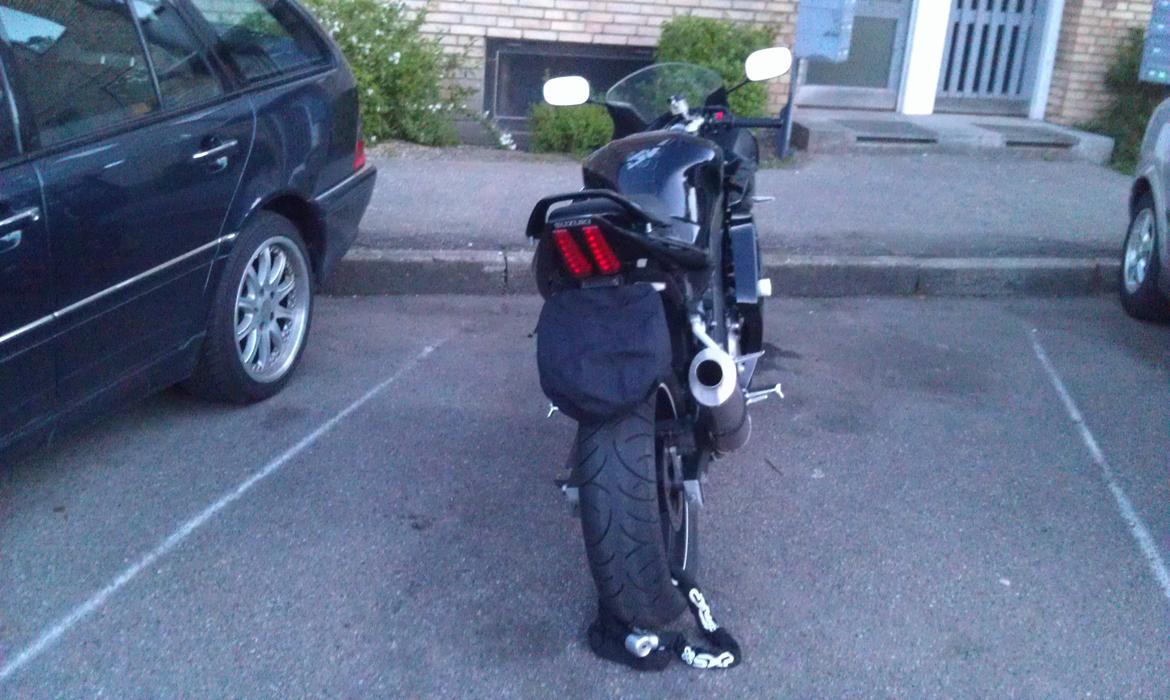 Suzuki sv650s (SOLGT) billede 3