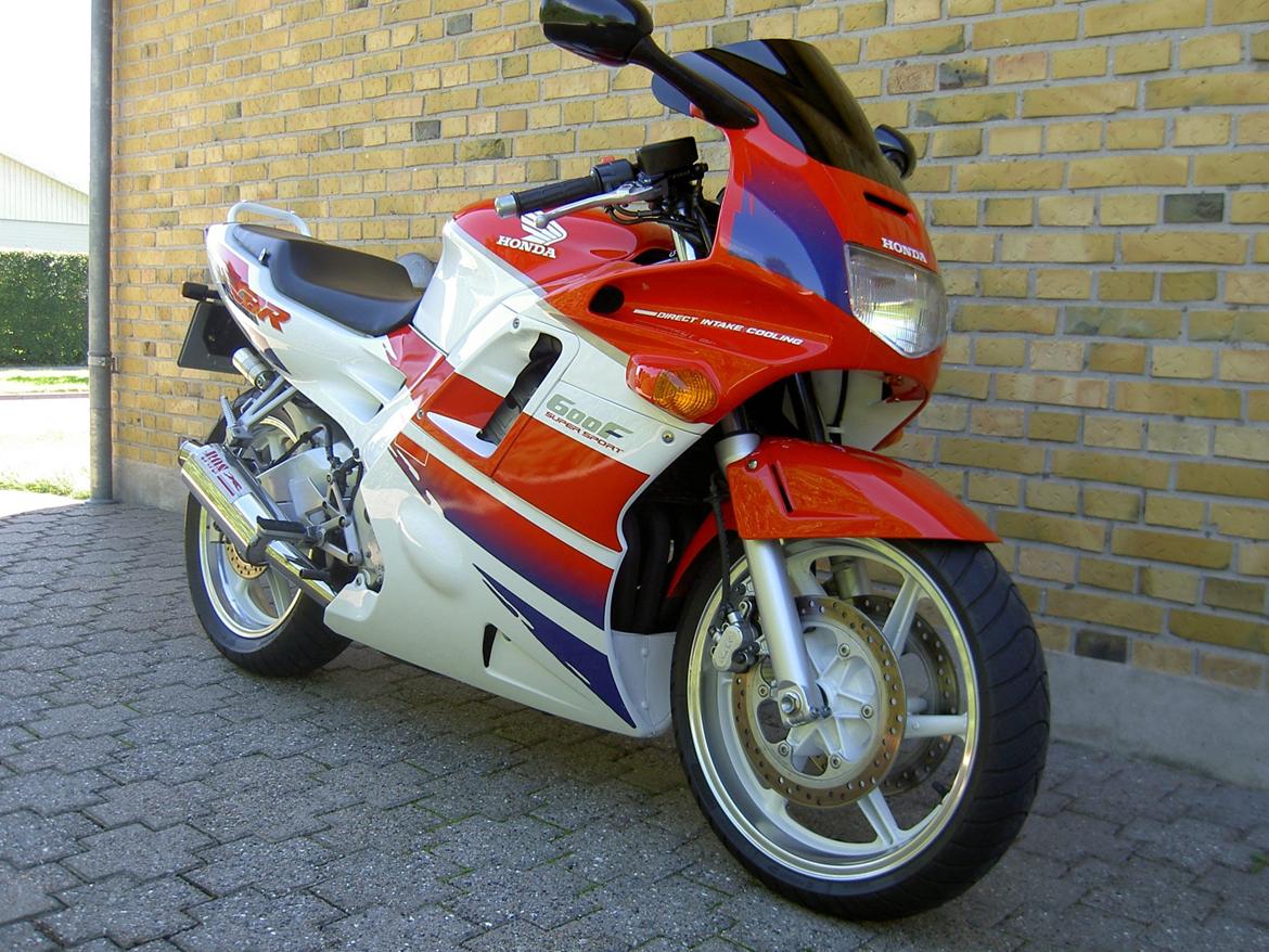 Honda CBR 600 F2 PC25 Billeder af mcer Uploaded af