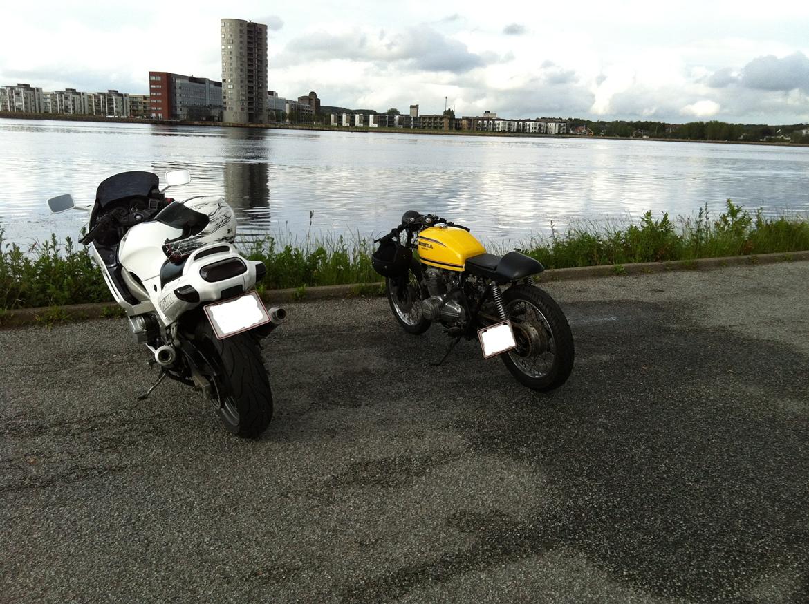 Honda CB 400 F billede 5