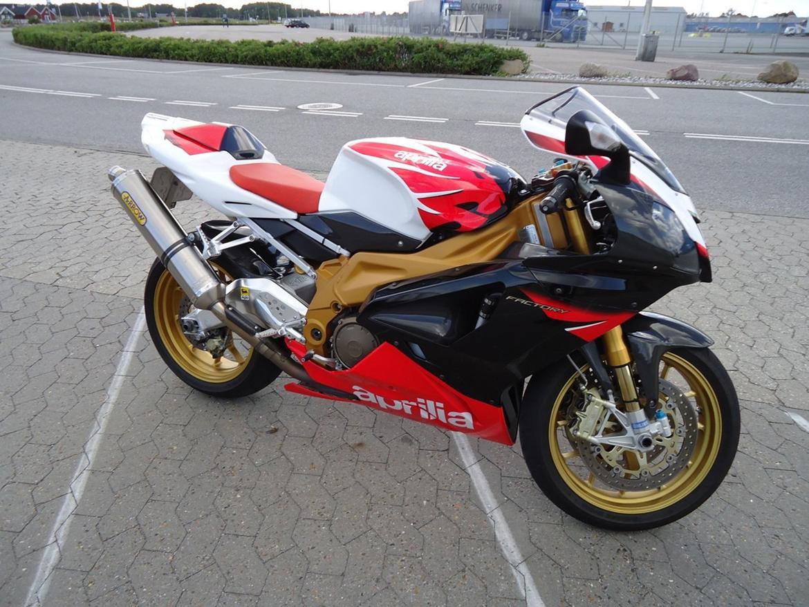 Aprilia RSVR Factory billede 3