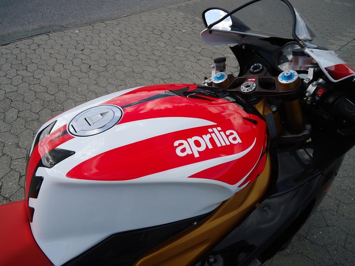 Aprilia RSVR Factory billede 6