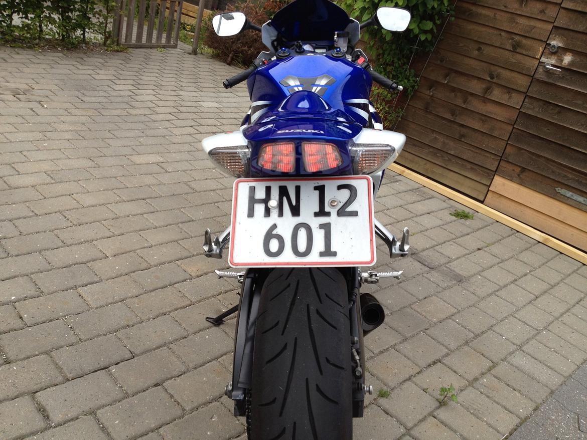Suzuki GSXR 750 K7 billede 3