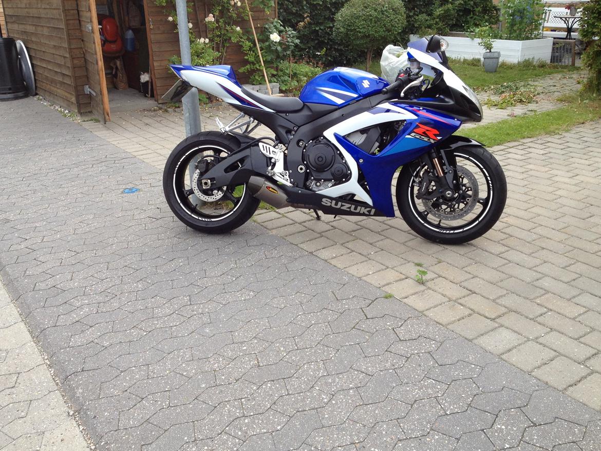 Suzuki GSXR 750 K7 billede 5