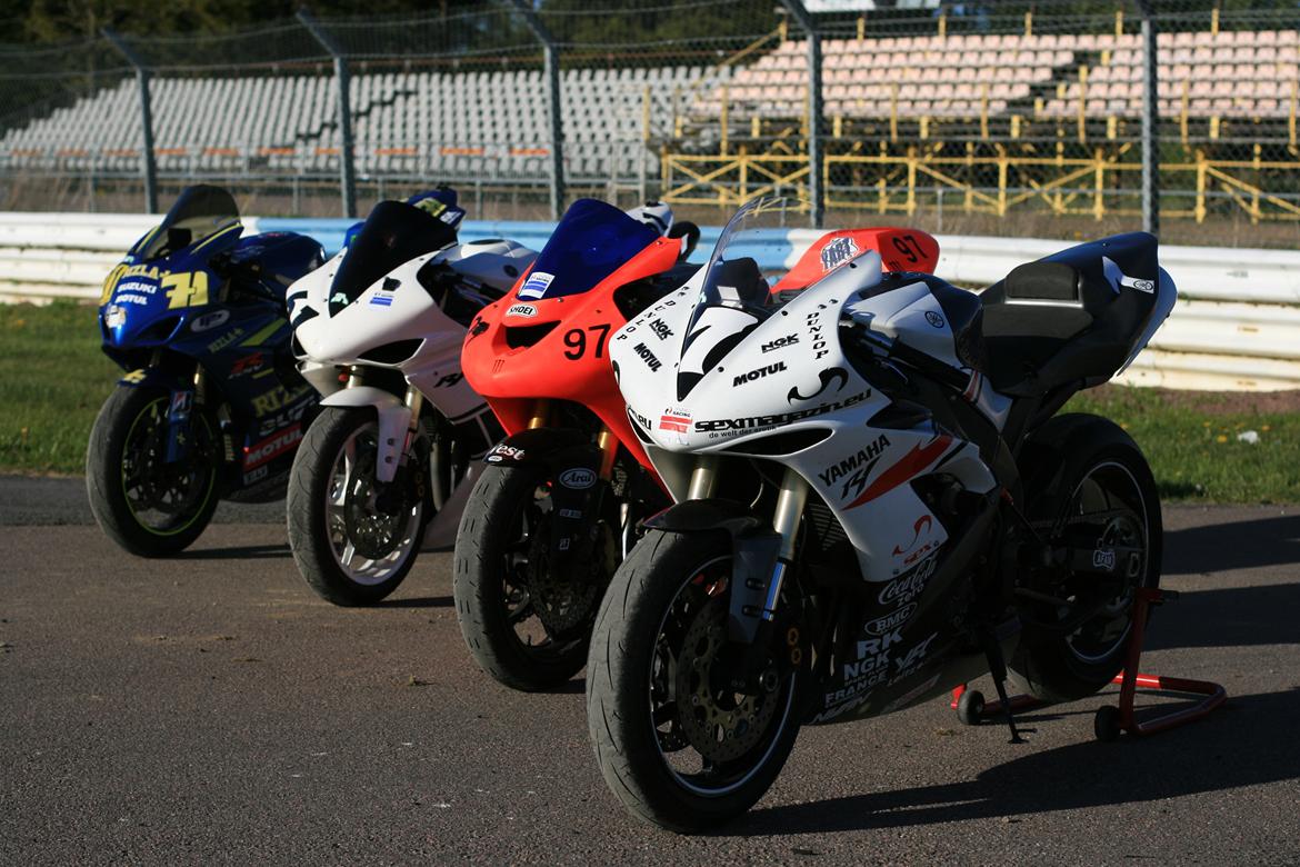 Yamaha YZF-R1 Baneged billede 18