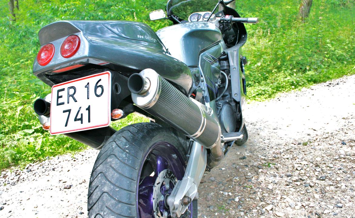 Suzuki GSXR 1100 billede 11