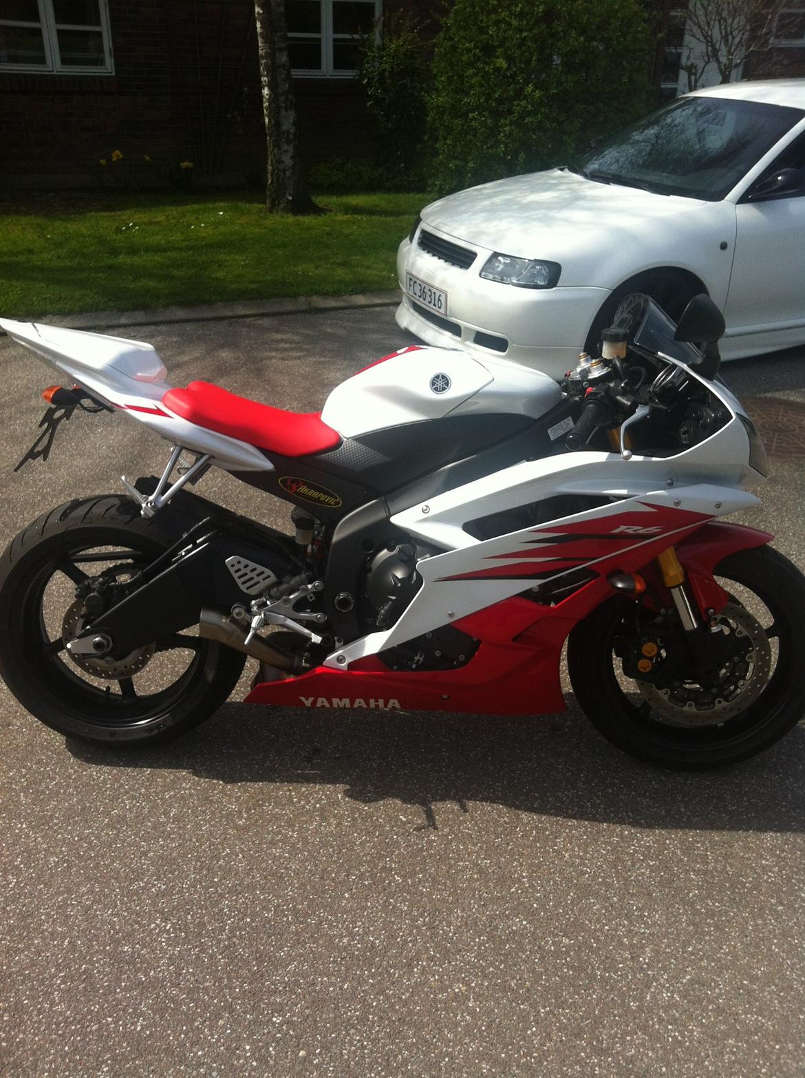 Yamaha R6 billede 6