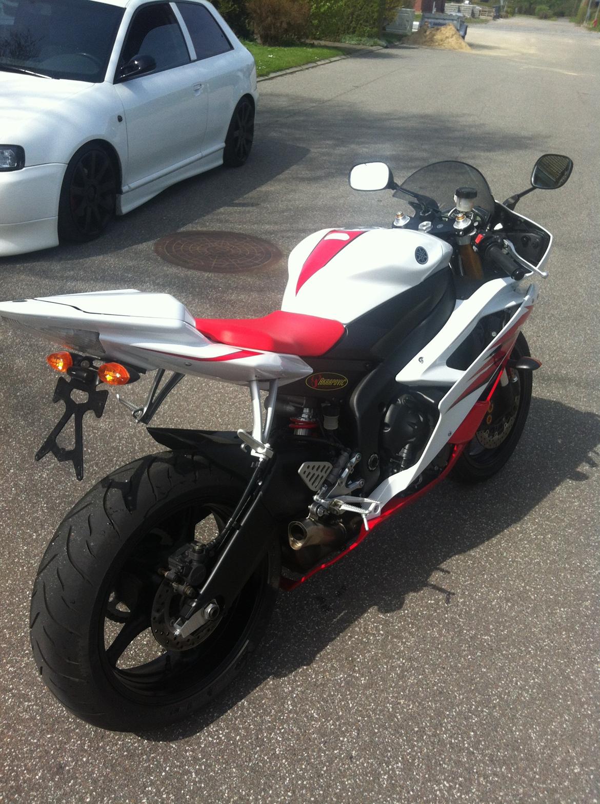 Yamaha R6 billede 7