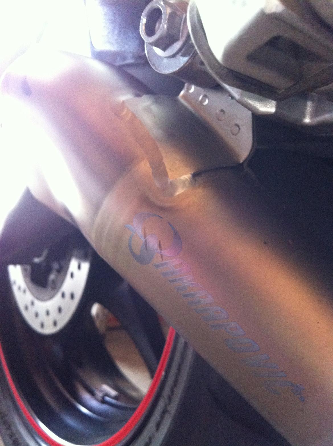 Yamaha R6 billede 14