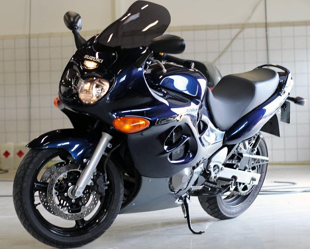 Suzuki GSX750F billede 1