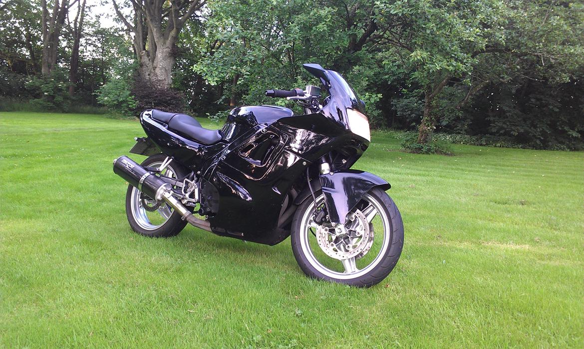 Honda CBR 600F billede 2