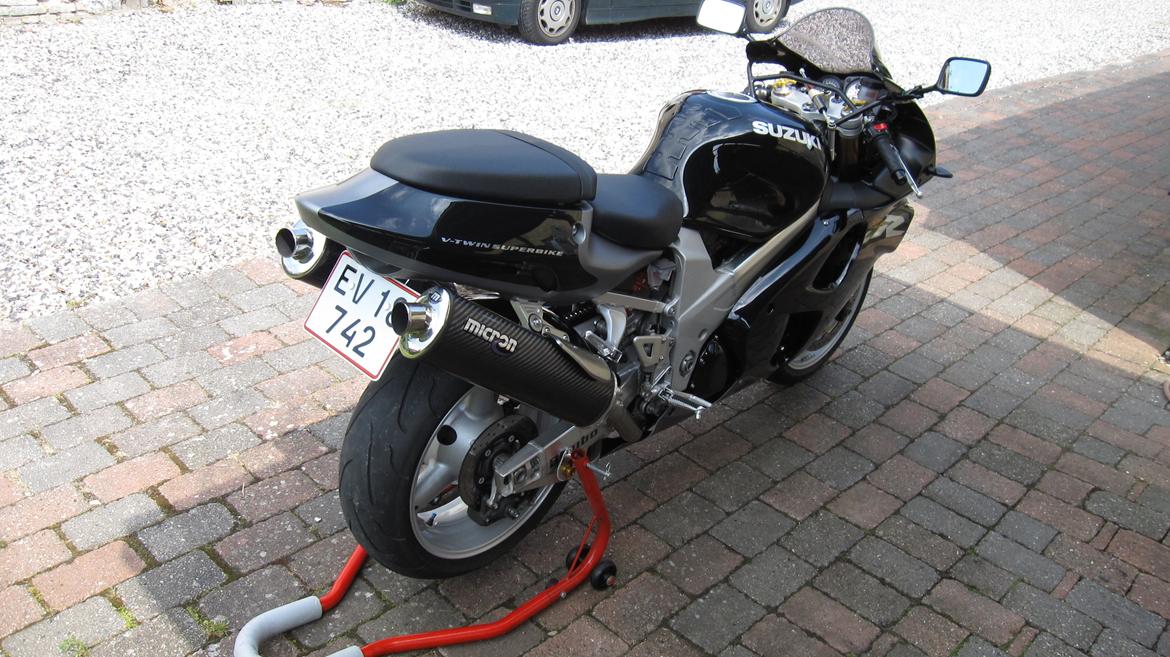 Suzuki TL1000R (Solgt) billede 11