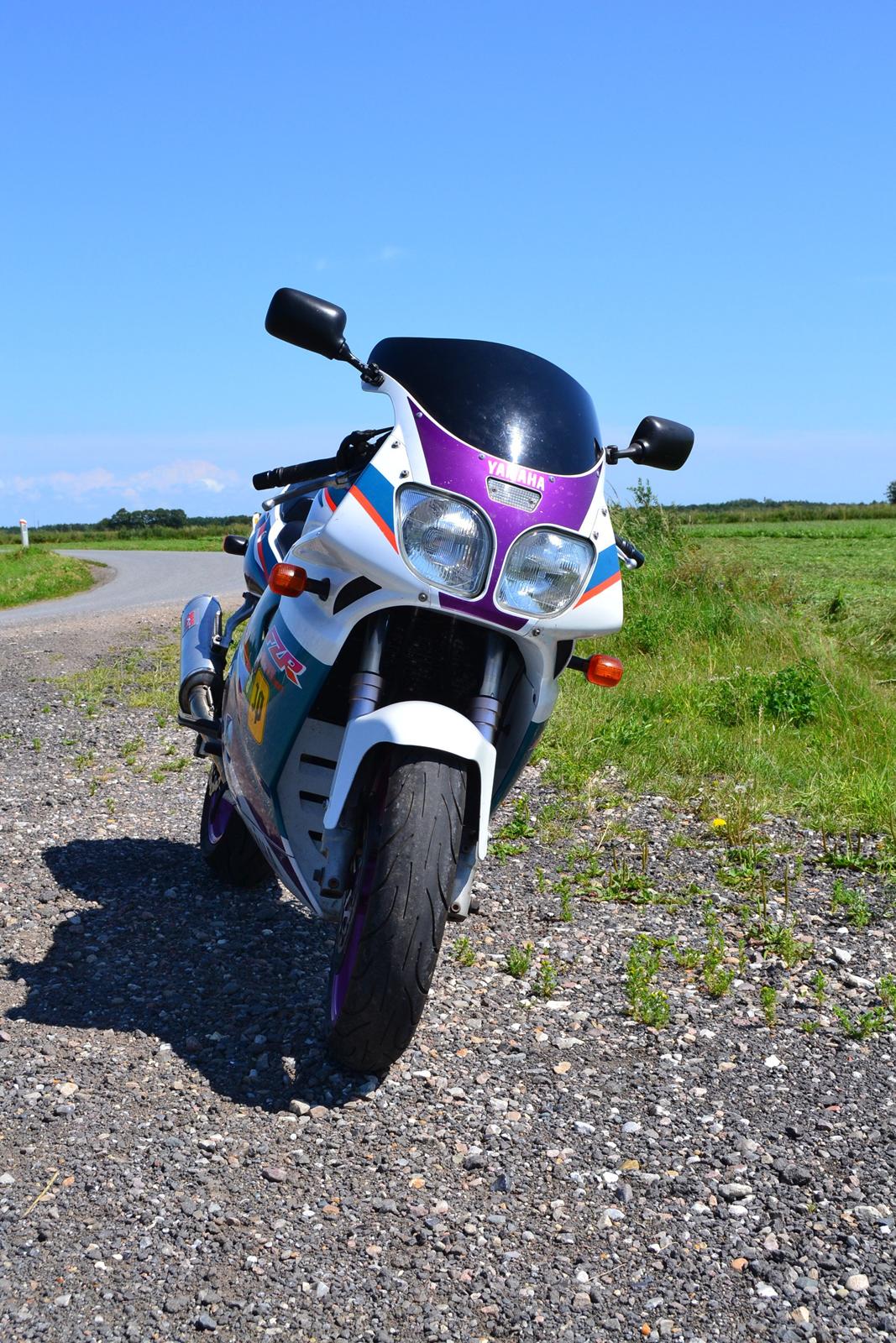 Yamaha FZR 600 R *TIL SALG* billede 4
