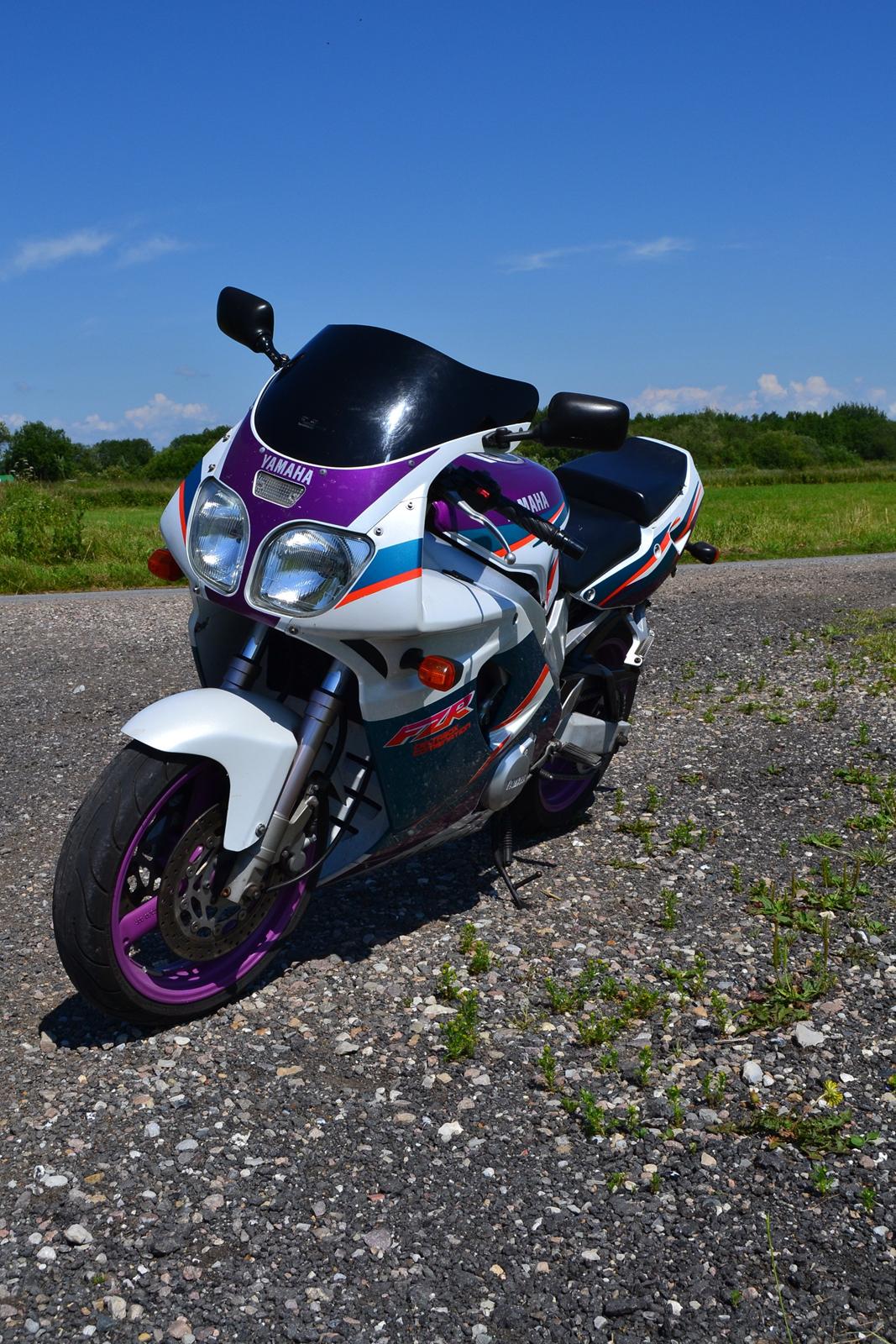 Yamaha FZR 600 R *TIL SALG* billede 5
