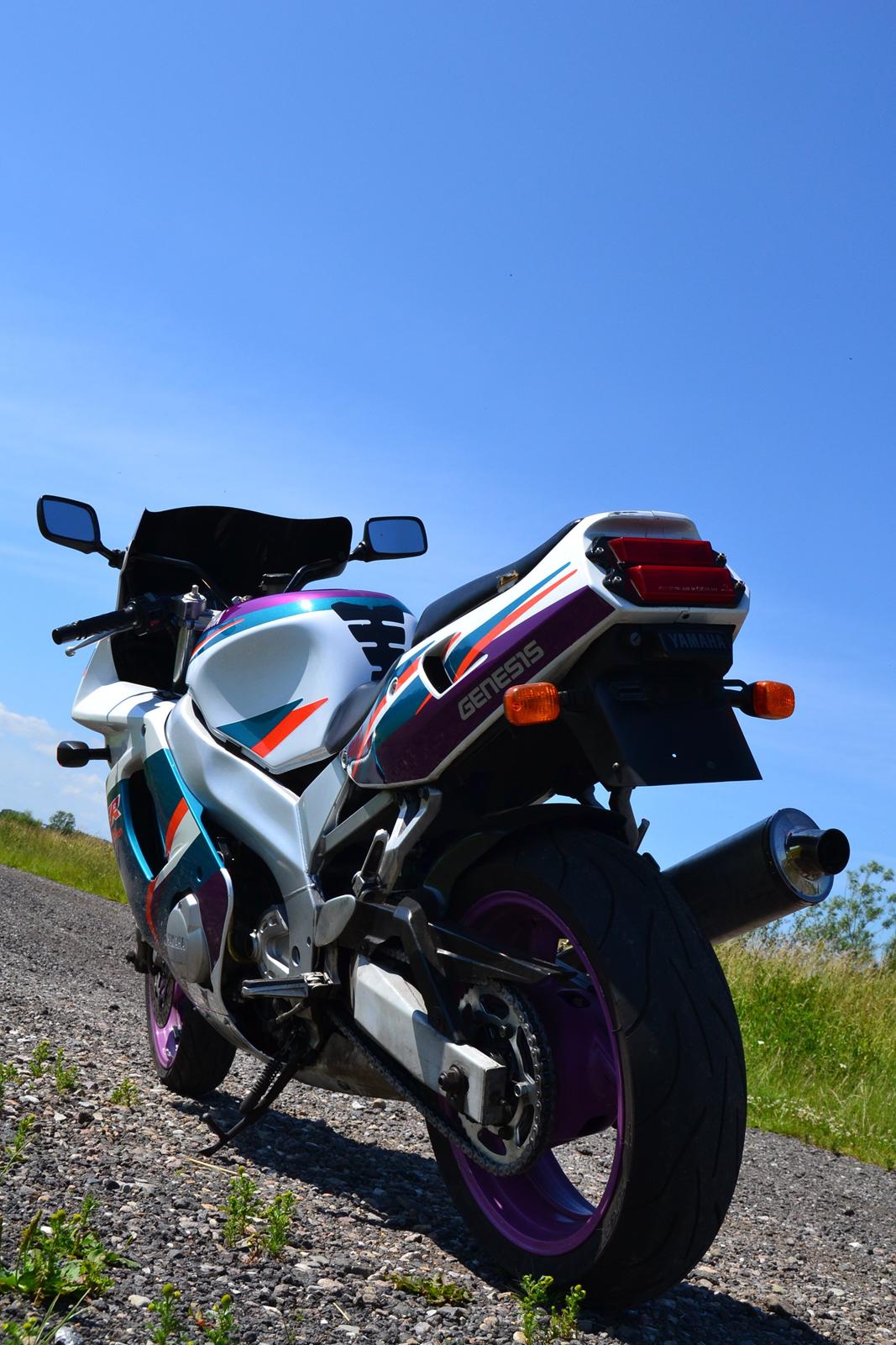 Yamaha FZR 600 R *TIL SALG* billede 11