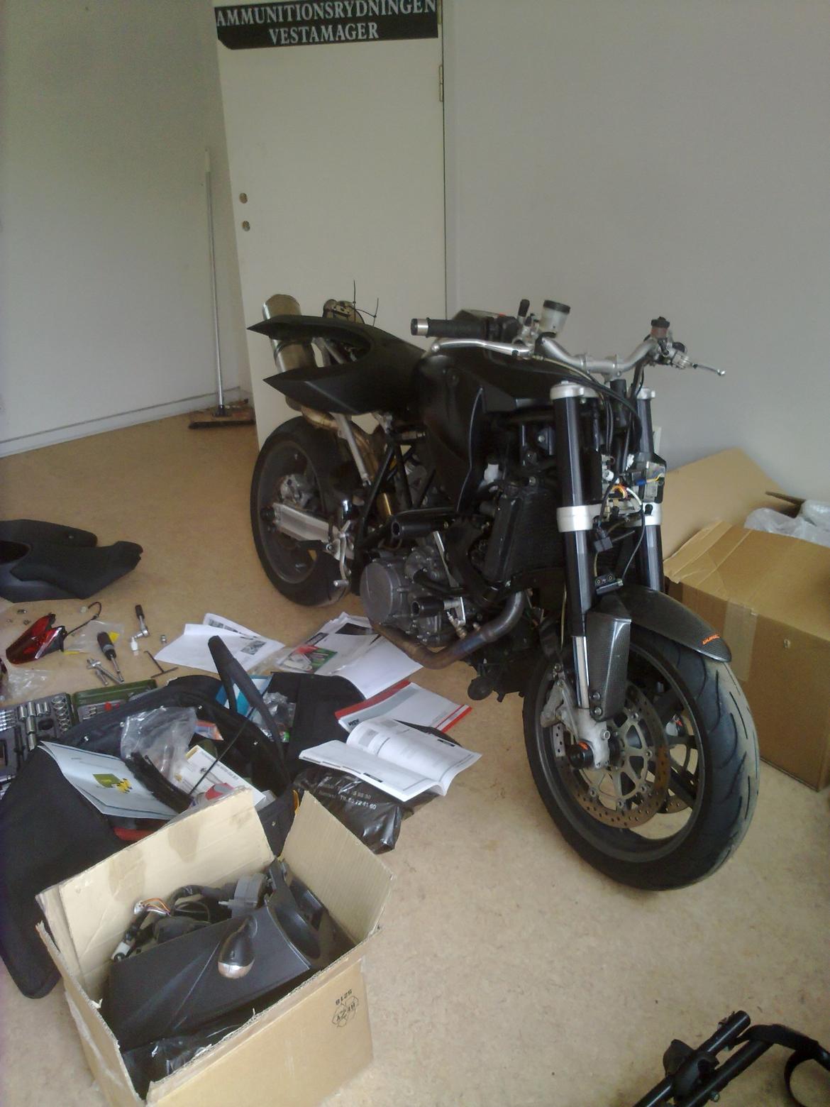 KTM 990 Superduke billede 6