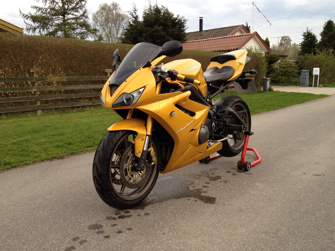Triumph Daytona 675 billede 1