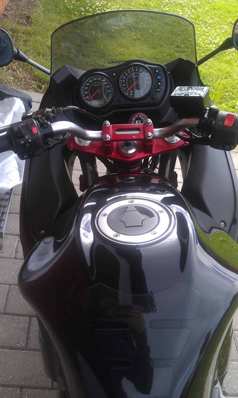 Kawasaki ER-6f billede 17