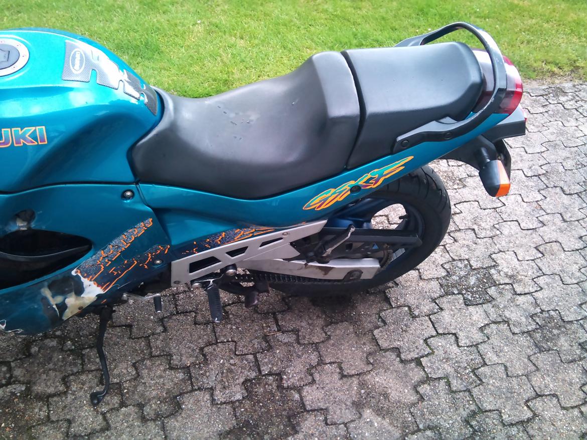 Suzuki GSX 600F(S) Katana **Solgt** billede 5