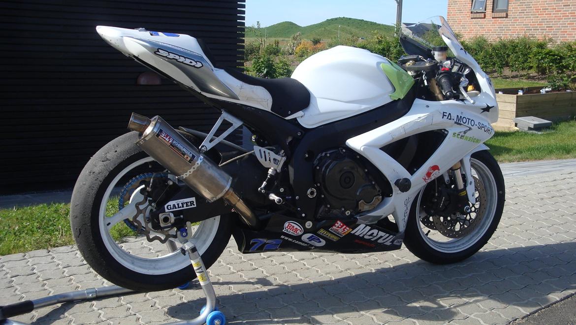 Suzuki GSXR 600 billede 2