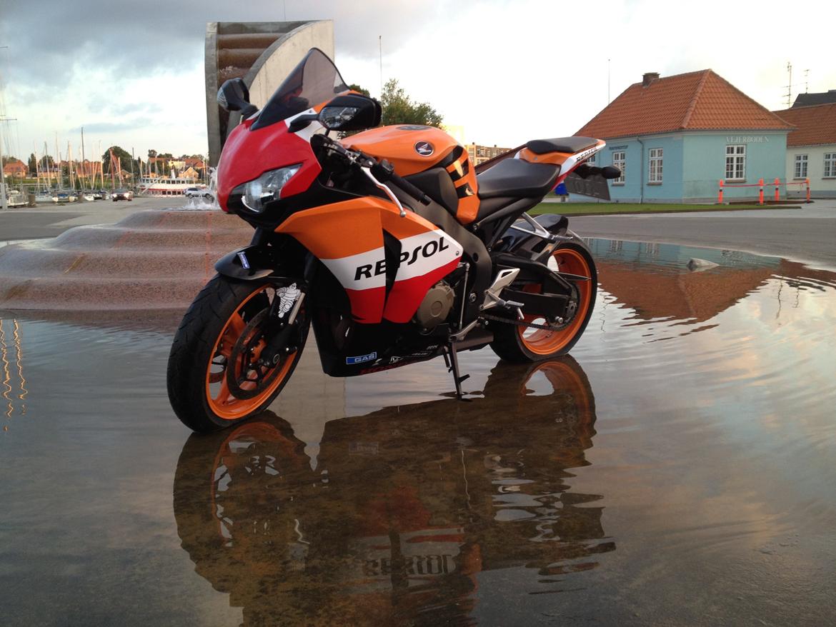 Honda CBR 1000 RR Fireblade Repsol billede 6