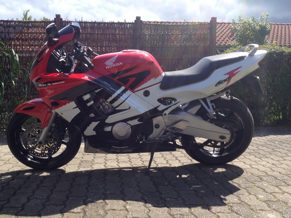 Honda CBR 600 F3 billede 8