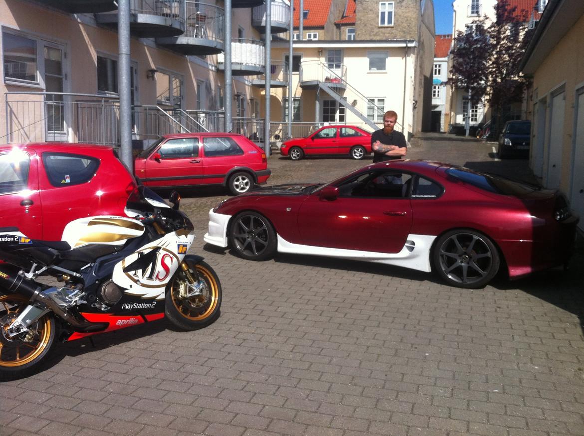 Aprilia RSV 1000 R Factory billede 1